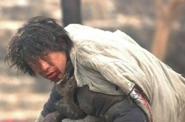 斗牛丨无论在哪个时代，都有人在坚韧地活着